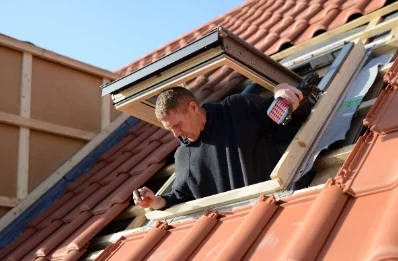 Pose de fenêtres de toit Velux à Dommery